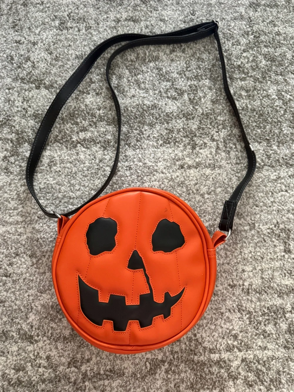 Trick or treat studios Halloween Pumpkin 1978 Crossbody Bag  - Orange 10x10x4
